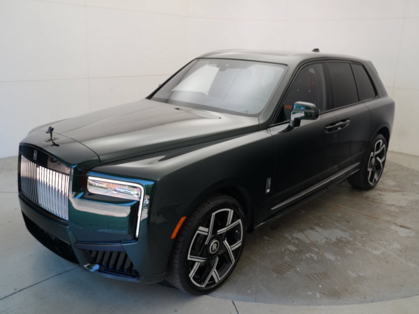 New 2027 Rolls-Royce Cullinan Black Badge AWD/4WD image 53