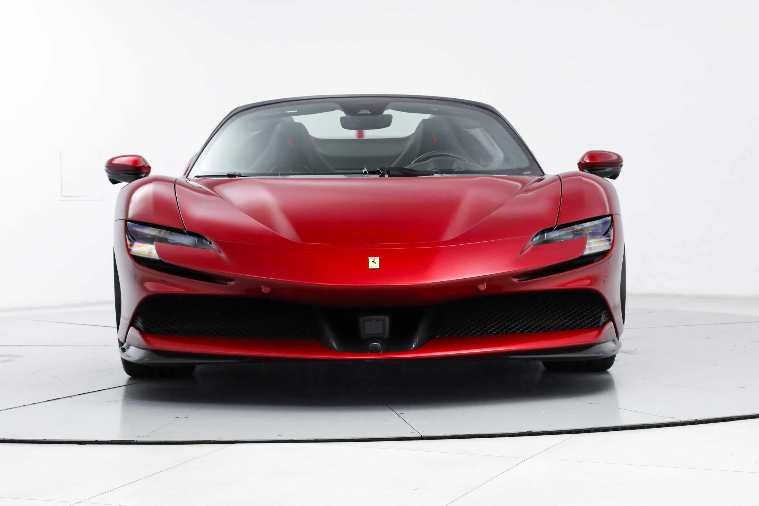 Certified 2025 Ferrari SF90 Spider AWD/4WD image 18