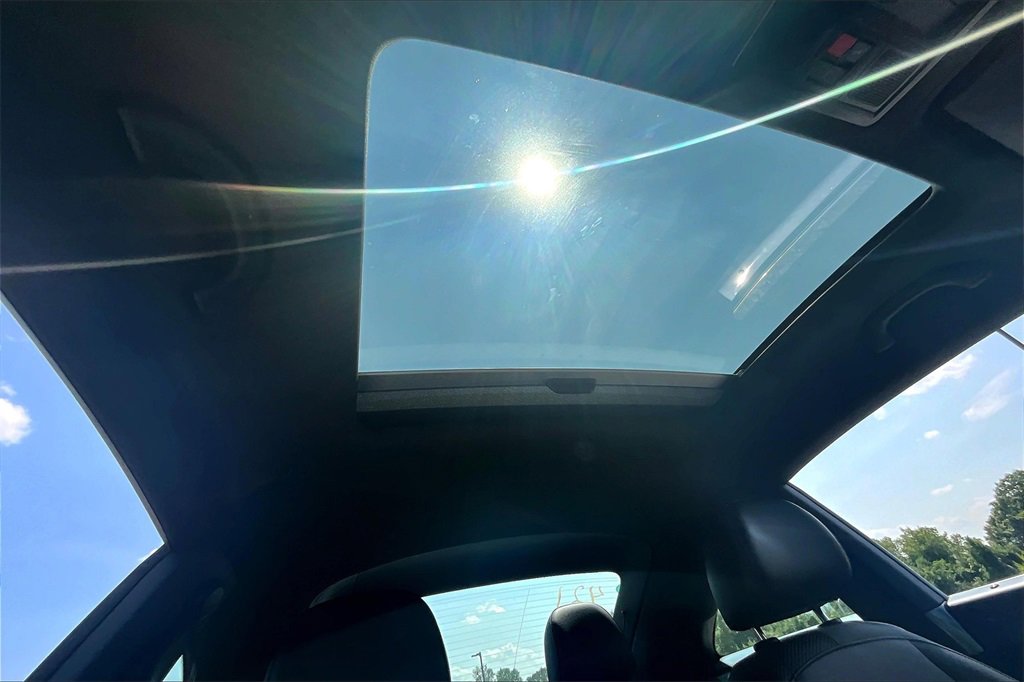 Used 2019 Volkswagen Beetle 2.0T SE image 19