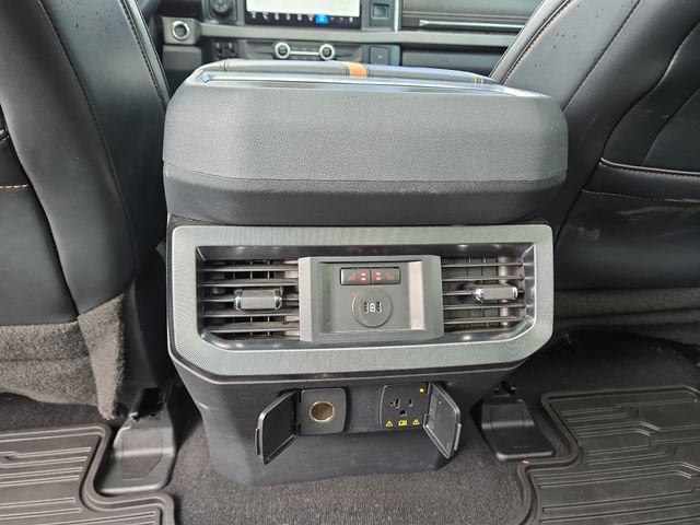 Used 2023 Ford F350 Platinum AWD/4WD image 33