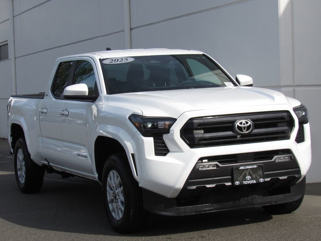 Certified 2025 Toyota Tacoma SR5 AWD/4WD image 2
