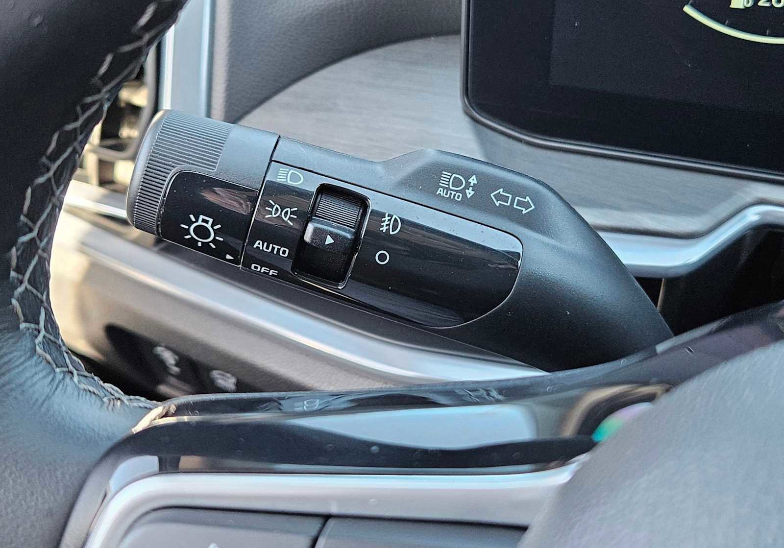 Used 2024 Kia Sorento SX image 27