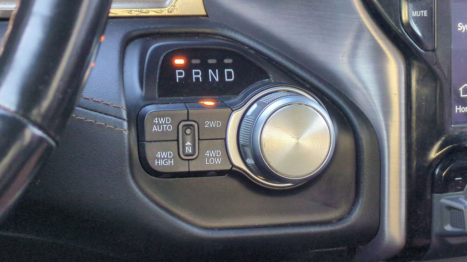 Used 2022 RAM 1500 Limited w/ Body-Colour Bumper Group image 65