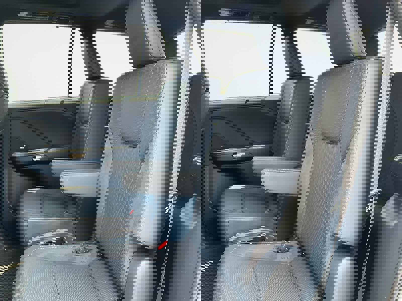 Used 2025 Lexus TX 500h AWD w/ Technology Package image 15