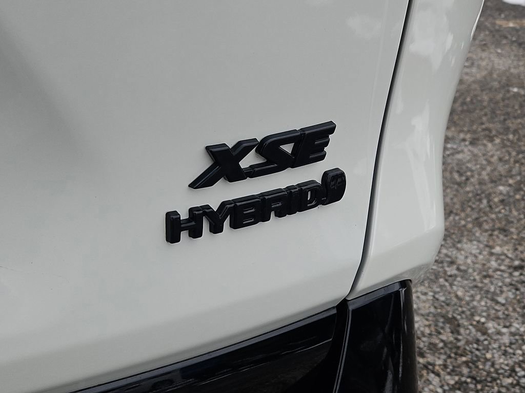 Used 2021 Toyota RAV4 XSE image 12