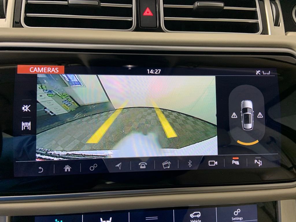 Used 2019 Land Rover Range Rover HSE AWD/4WD image 7