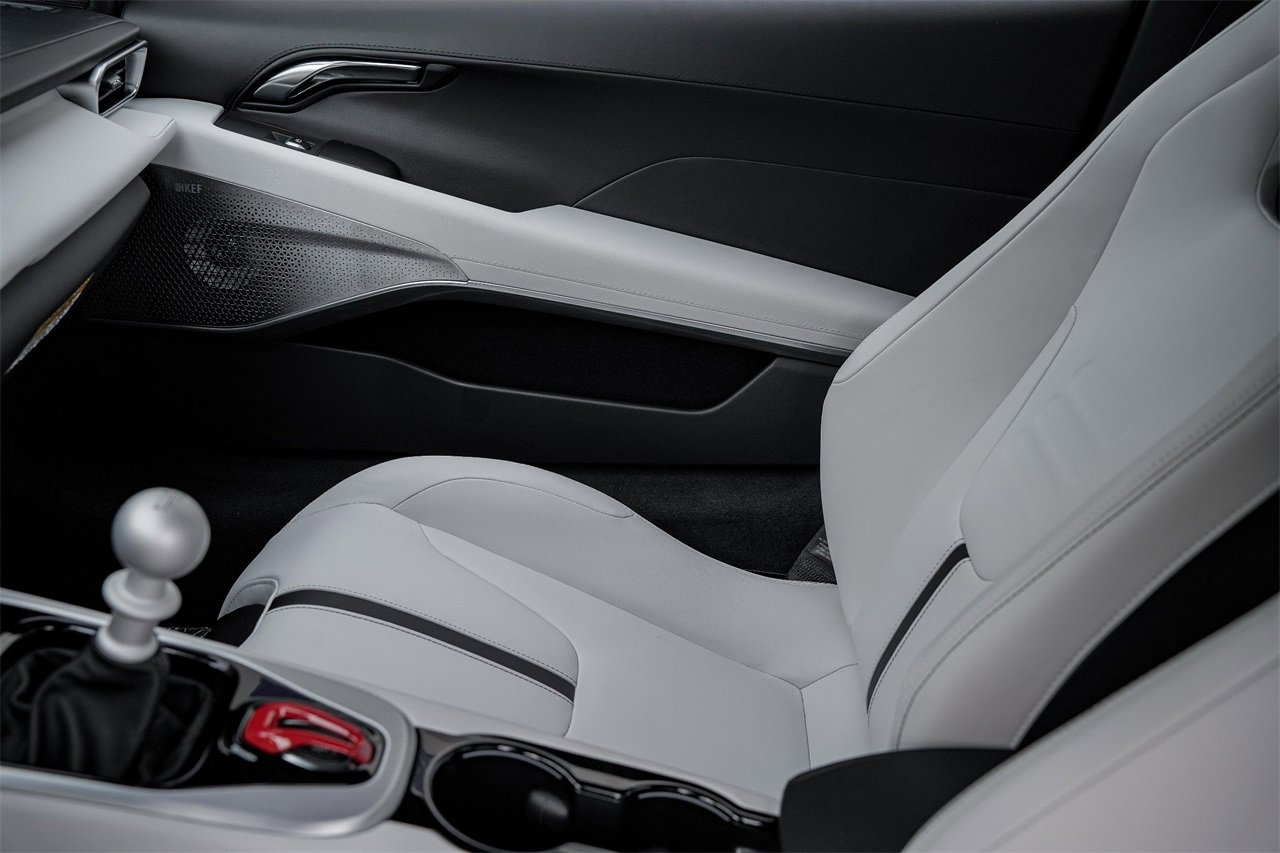 New 2025 Lotus Emira image 21