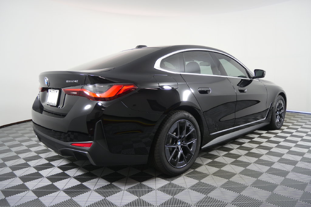 Certified 2026 BMW i4 eDrive40 w/ Premium Package RWD image 4