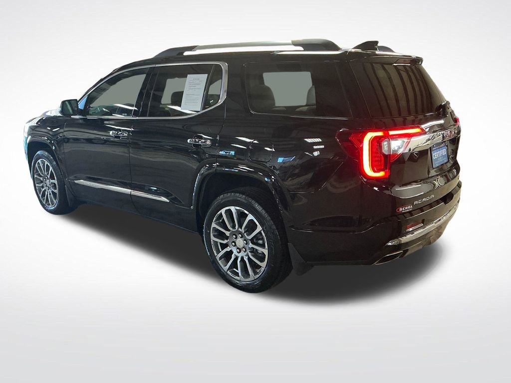 Certified 2023 GMC Acadia Denali w/ Denali Ultimate Package AWD/4WD image 3