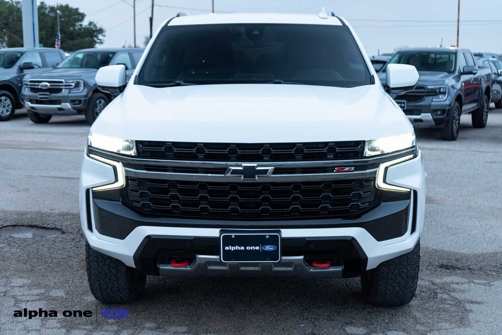 Used 2022 Chevrolet Suburban Z71 image 2