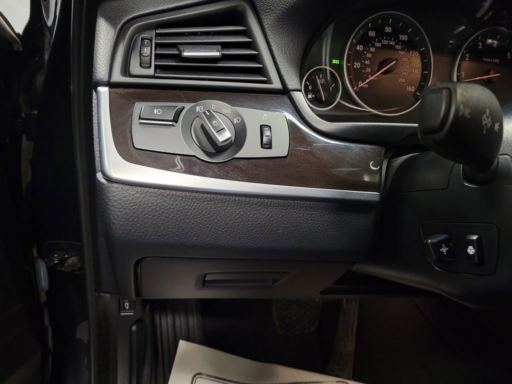Used 2015 BMW 535i xDrive Sedan image 24
