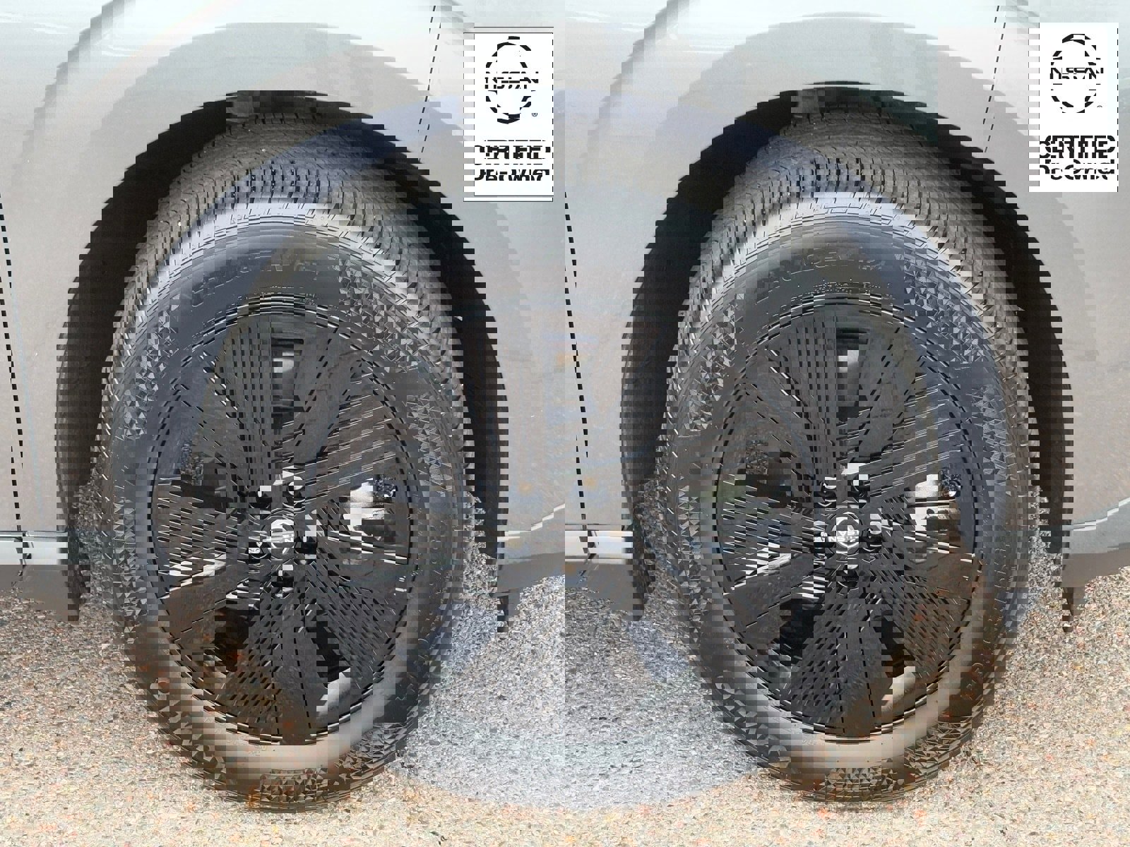 Certified 2025 Nissan Murano SV image 8