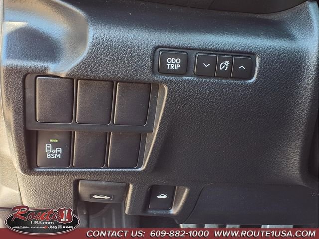 Used 2014 Lexus IS 350 w/ F Sport Package image 28