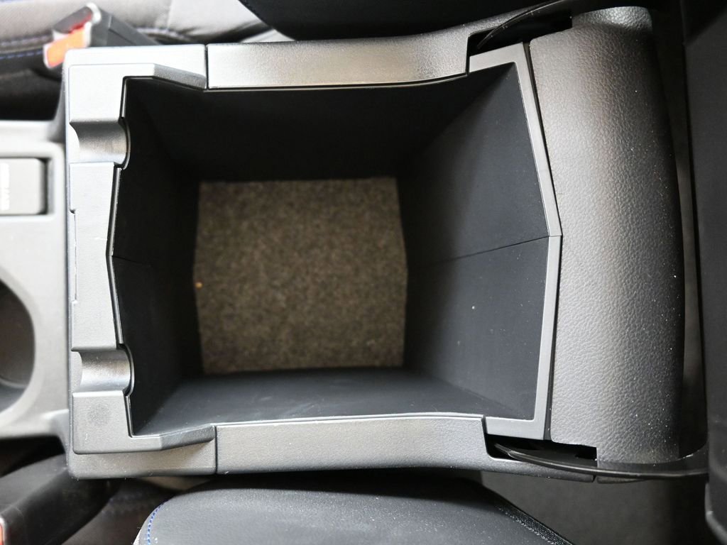 Certified 2025 Subaru Forester Premium image 36