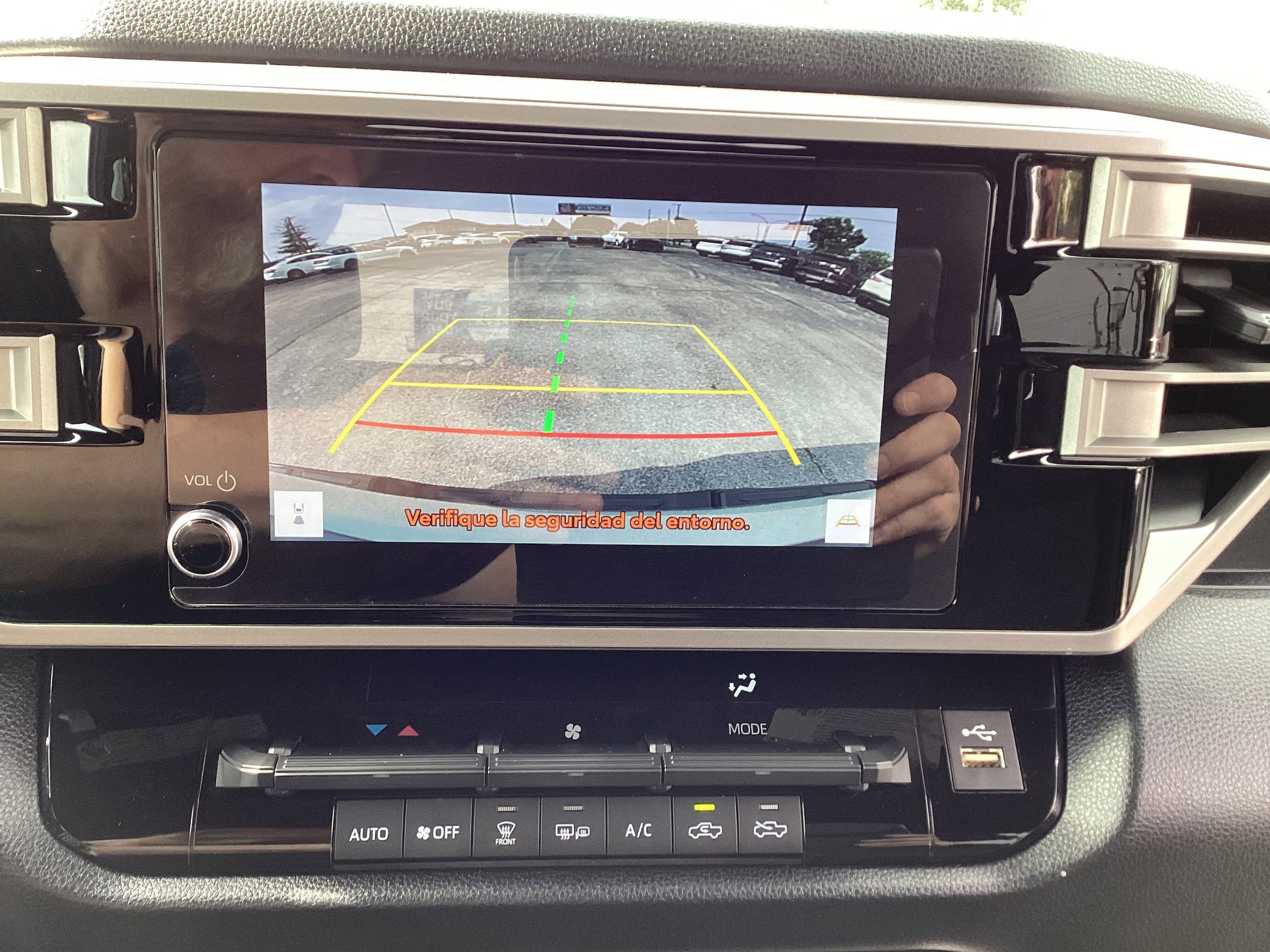 Used 2025 Toyota Tundra SR5 w/ SR5 Convenience Package AWD/4WD image 21