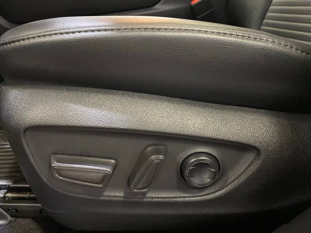 Certified 2023 Toyota Highlander XSE AWD/4WD image 17