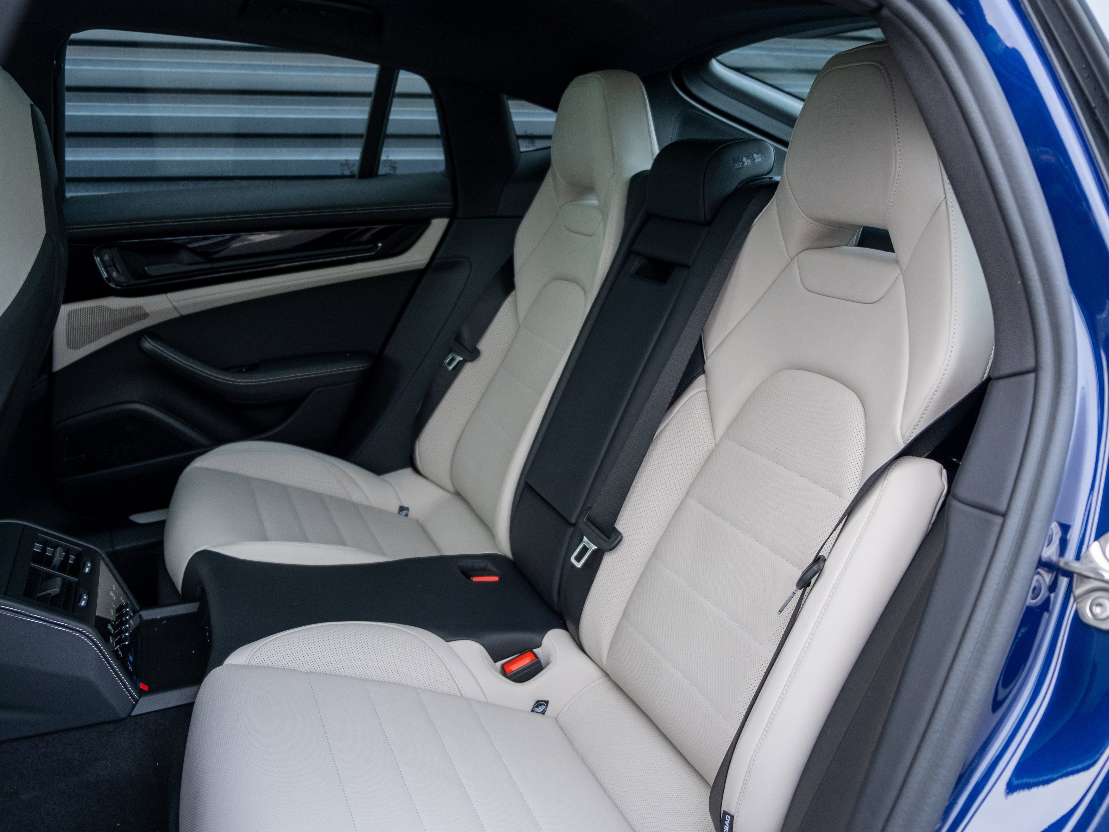 New 2026 Porsche Panamera 4 image 36
