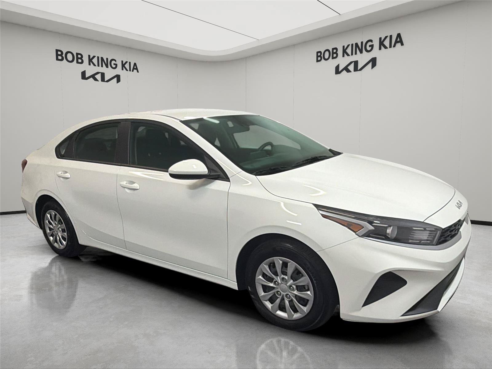 Used 2024 Kia Forte LX FWD image 7