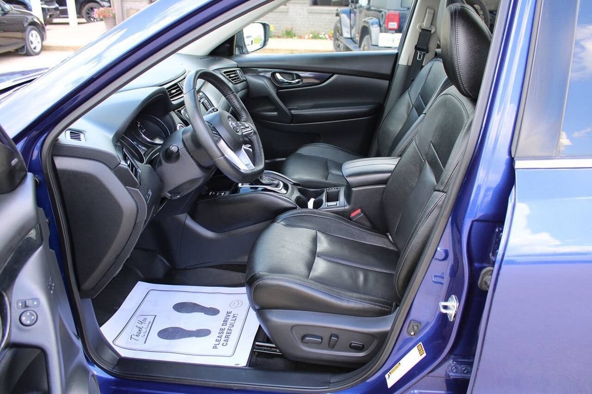 Used 2019 Nissan Rogue SL w/ Premium Package AWD/4WD image 13