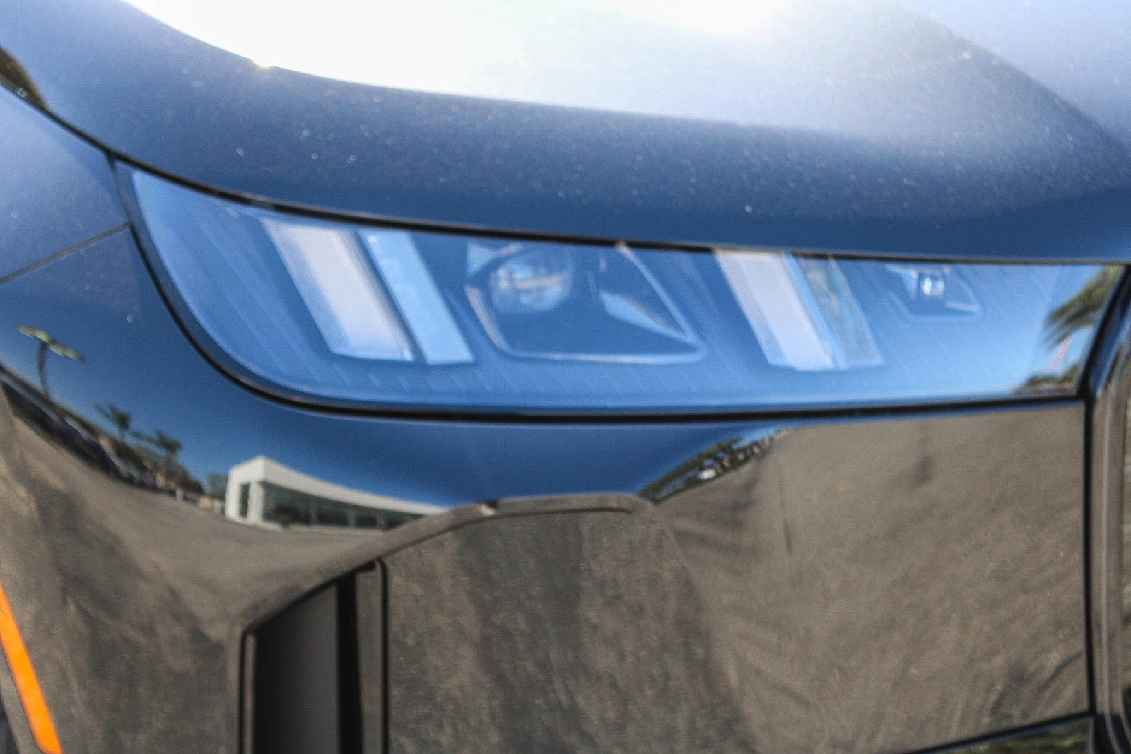 New 2026 BMW iX M70 image 8