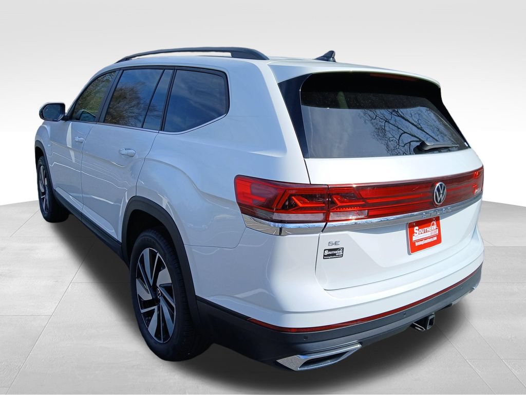 New 2026 Volkswagen Atlas SE FWD image 3