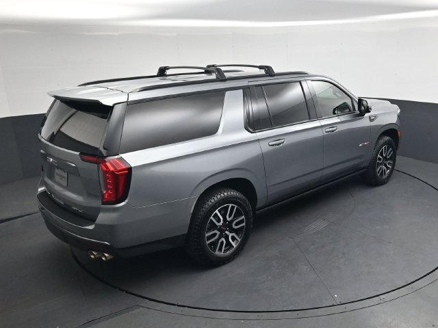 Used 2023 GMC Yukon XL AT4 w/ AT4 Premium Package AWD/4WD image 26