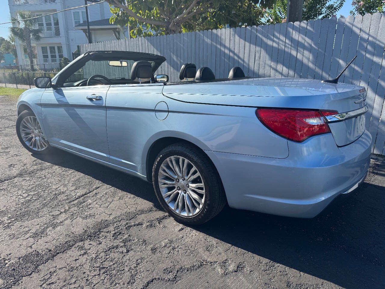 Used 2012 Chrysler 200 Limited image 10