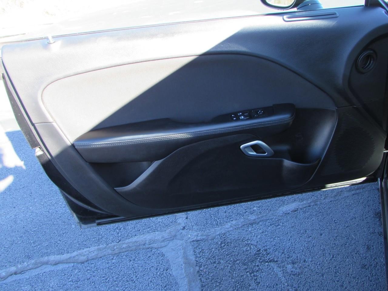 Used 2019 Dodge Challenger SXT image 11