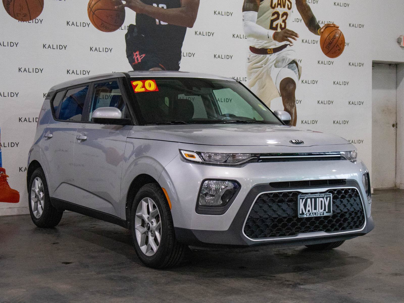 Used 2020 Kia Soul S FWD image 18