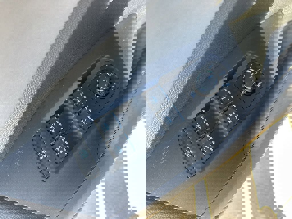 New 2026 Volkswagen Jetta SE image 11