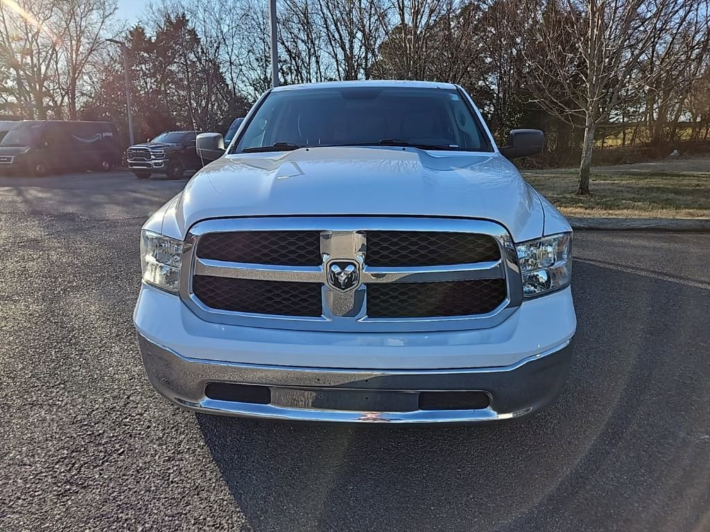 Used 2019 RAM 1500 Classic SLT image 2