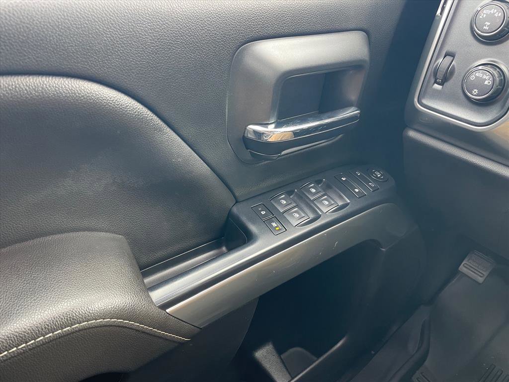 Used 2018 Chevrolet Silverado 1500 LT image 19