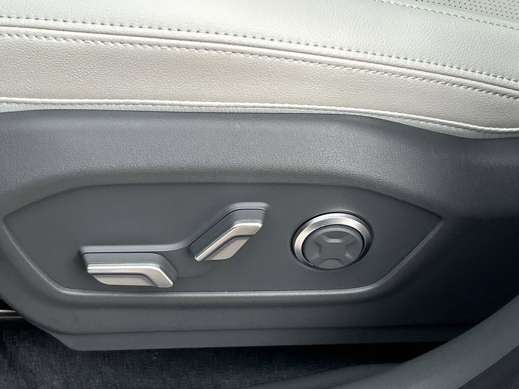 New 2026 Hyundai Santa Fe Limited image 16