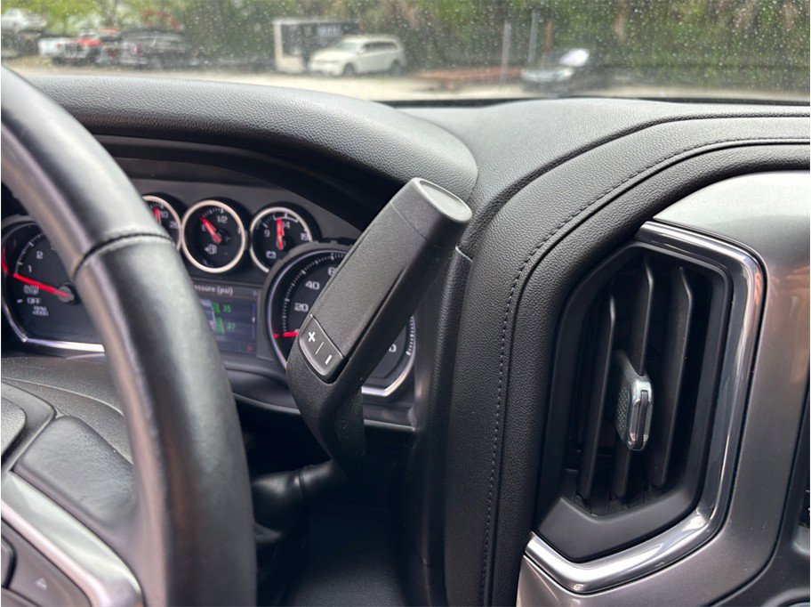 Used 2020 Chevrolet Silverado 1500 LT w/ All-Star Edition RWD image 34