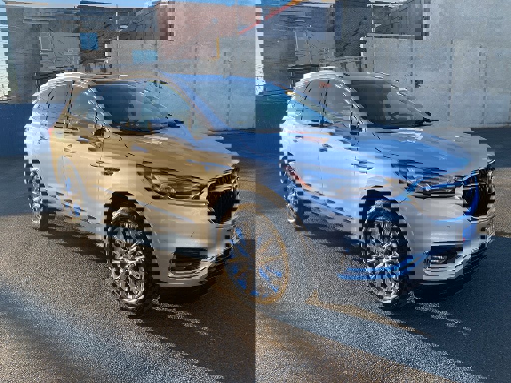 Used 2021 Buick Enclave Premium w/ Sun and Sites Package image 10