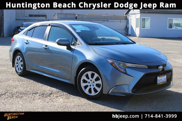 Used 2022 Toyota Corolla LE image 1