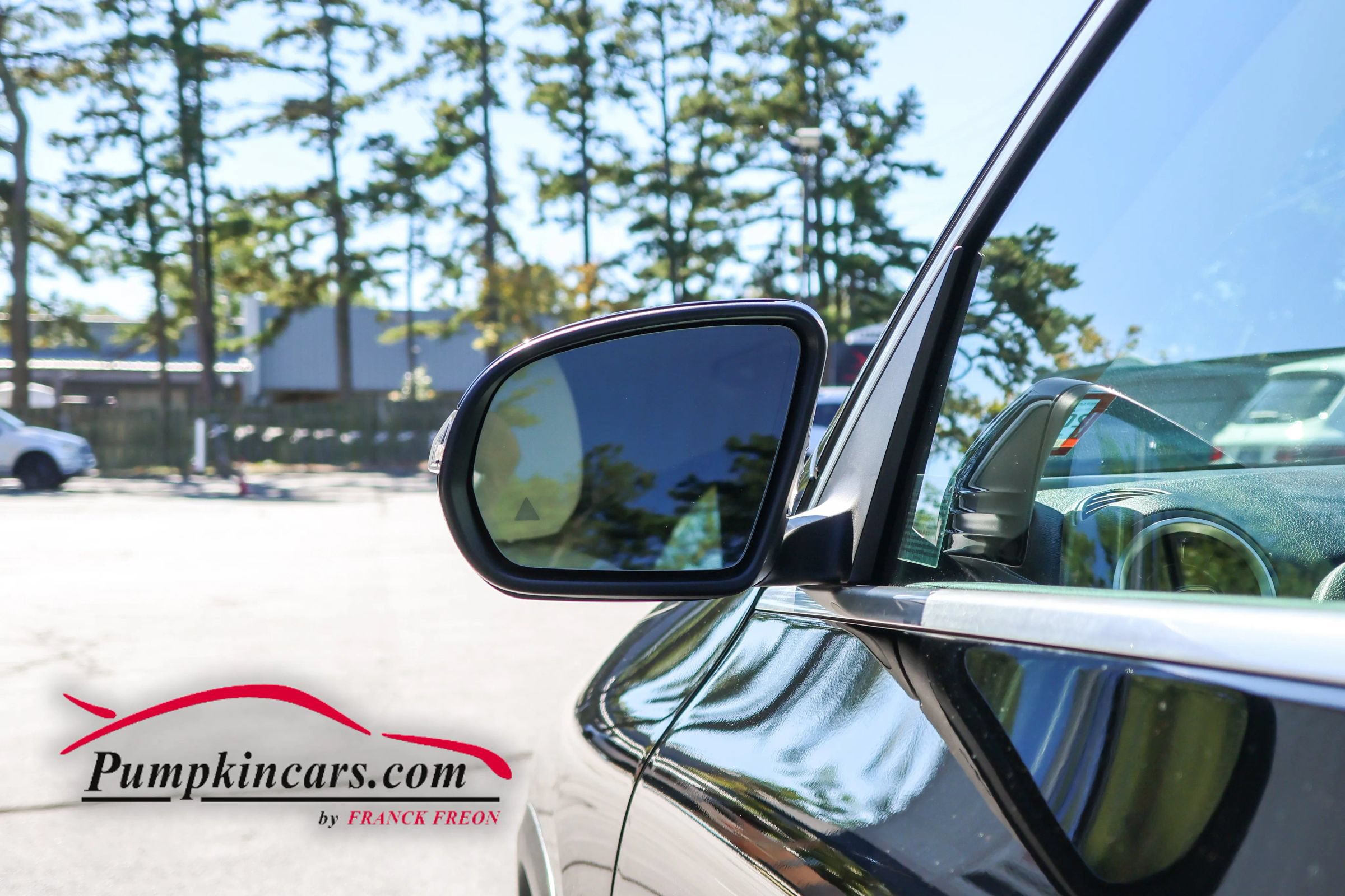 Used 2021 Mercedes-Benz GLA 250 4MATIC w/ Premium Package image 14