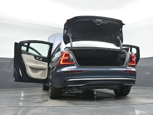Used 2024 Volvo S60 B5 Plus w/ Climate Package FWD image 54