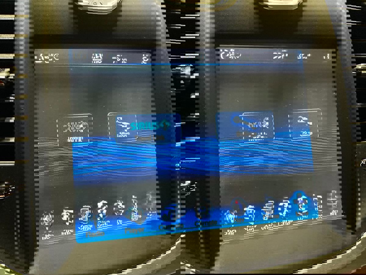 Used 2013 Chrysler 300 C w/ Light Group image 42