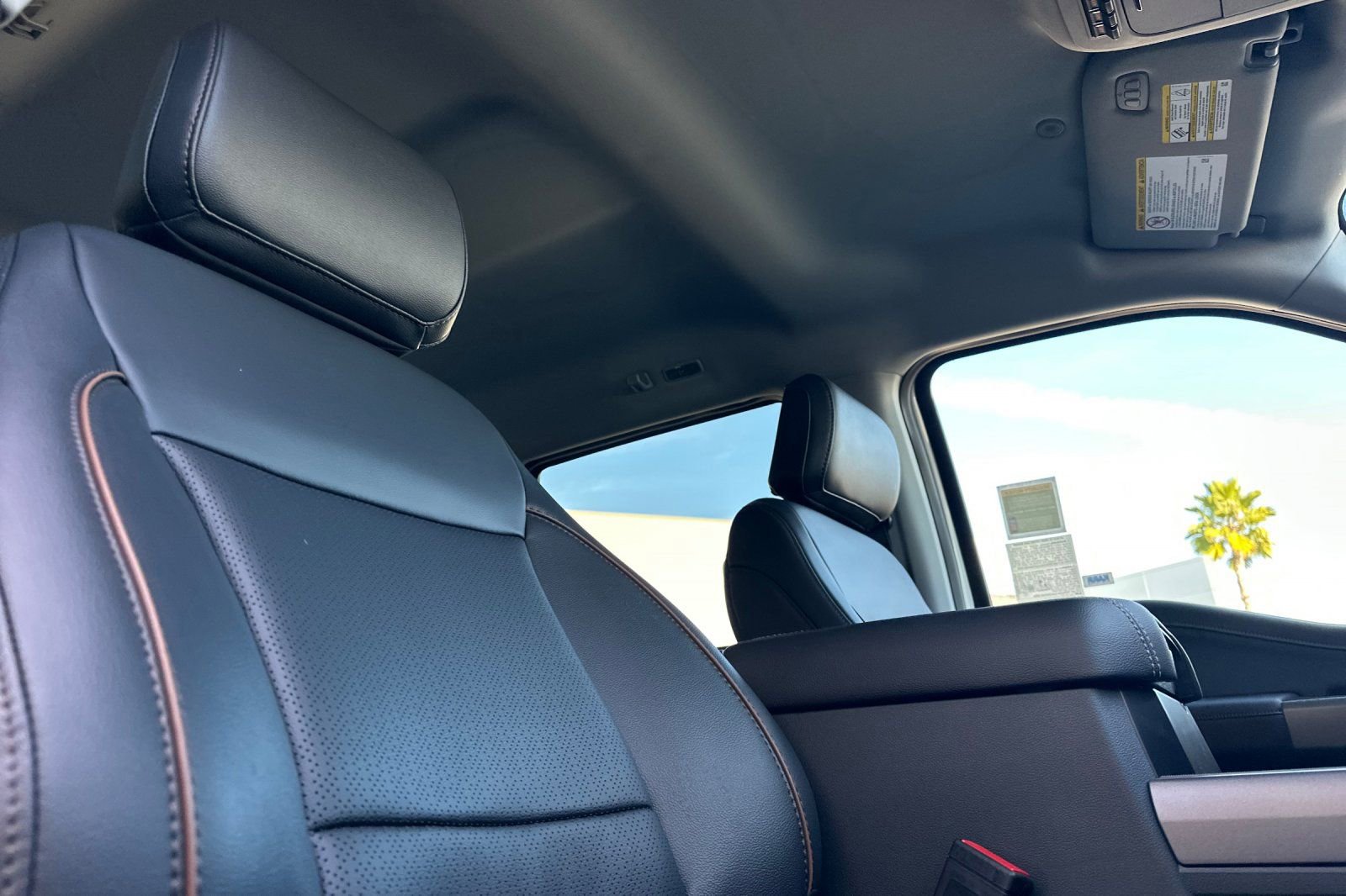 New 2026 Ford F250 Lariat w/ Lariat Premium Package image 15