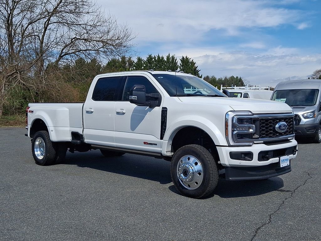Used 2025 Ford F450 Platinum w/ FX4 Off-Road Package image 1