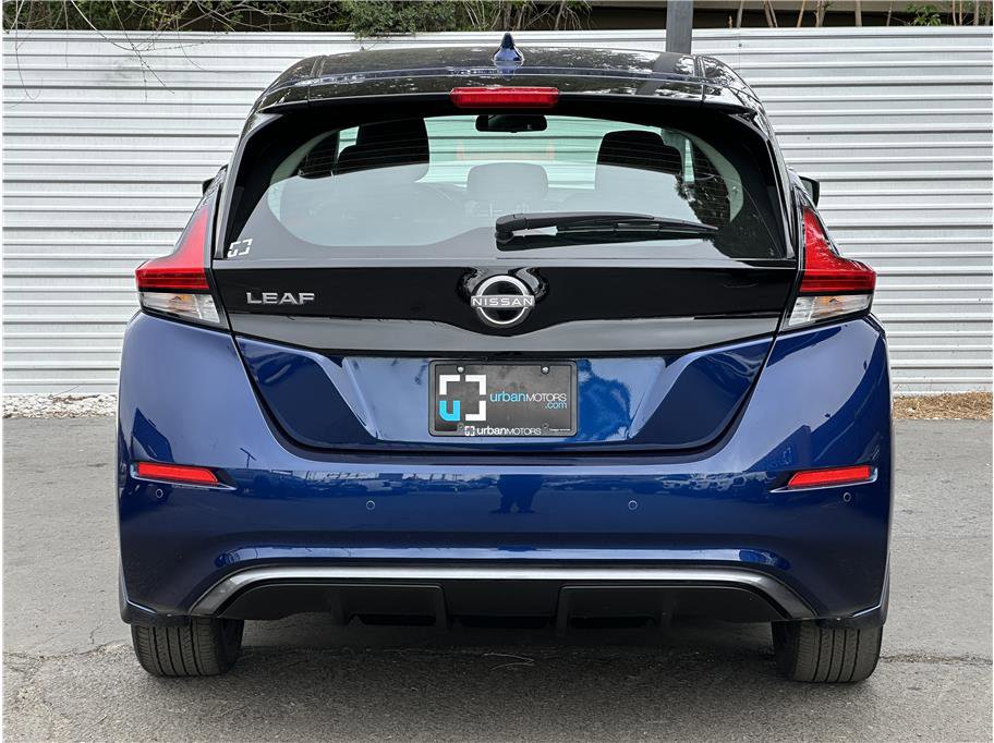 Used 2024 Nissan Leaf S FWD image 11