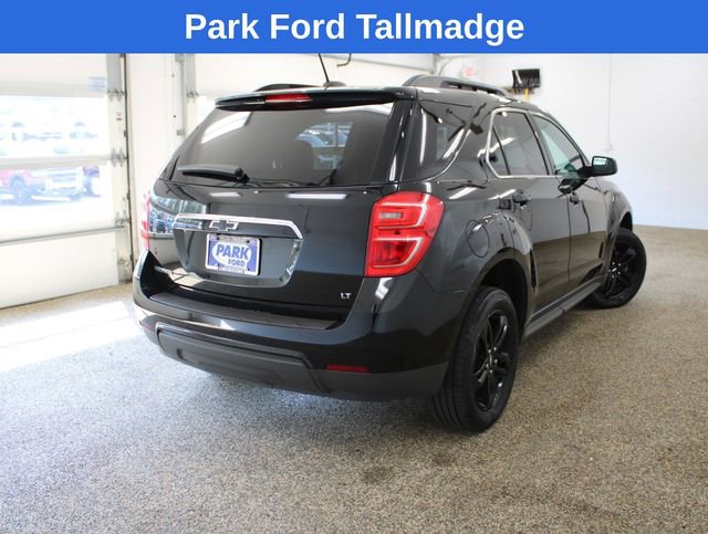 Used 2017 Chevrolet Equinox LT w/ Midnight Edition FWD image 6