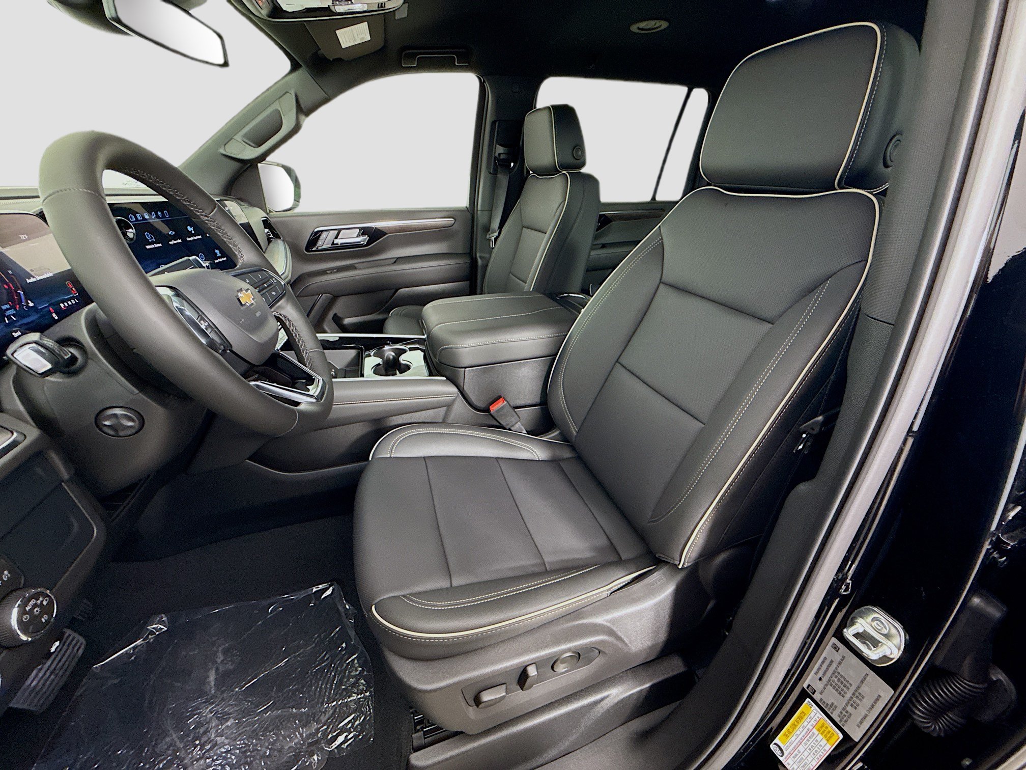 New 2026 Chevrolet Suburban Premier RWD image 23