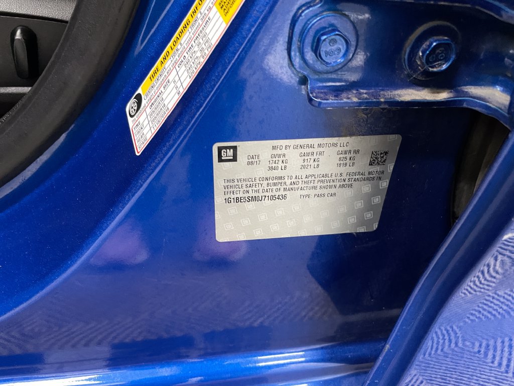 Used 2018 Chevrolet Cruze LT w/ Convenience Package FWD image 30