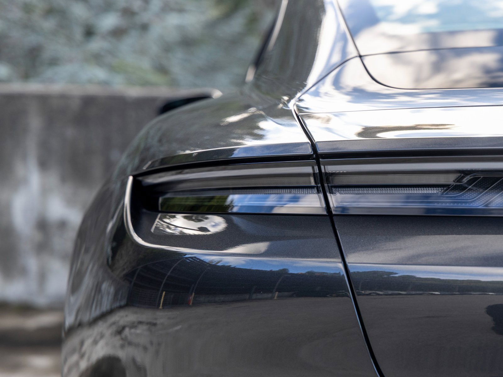 New 2025 Porsche Taycan image 18