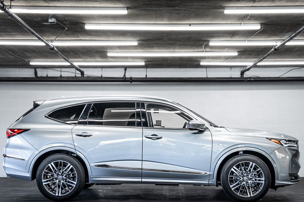 New 2026 Acura MDX w/ Advance Package AWD/4WD image 6