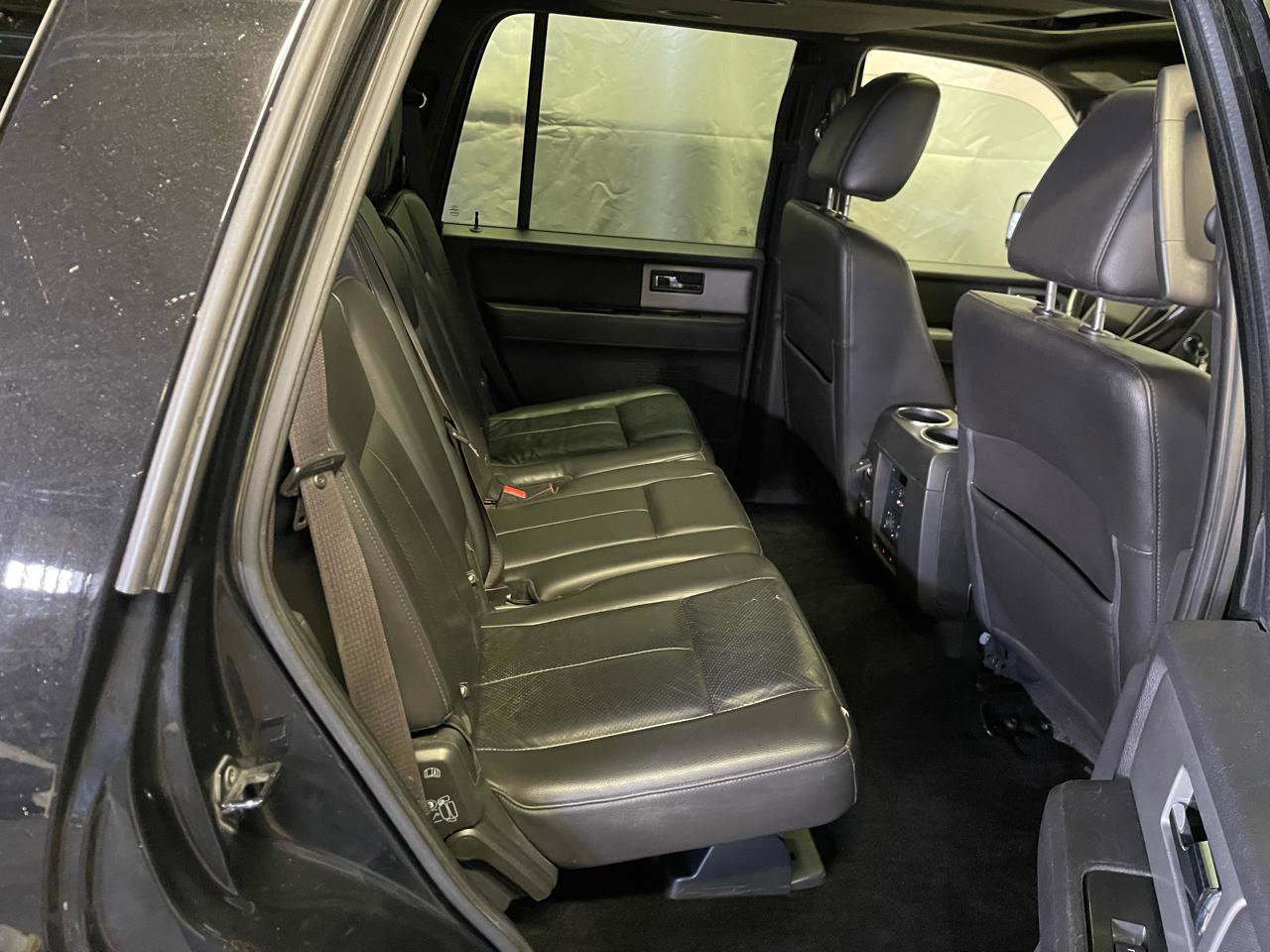Used 2014 Ford Expedition Limited w/ Equipment Group 301A AWD/4WD image 15