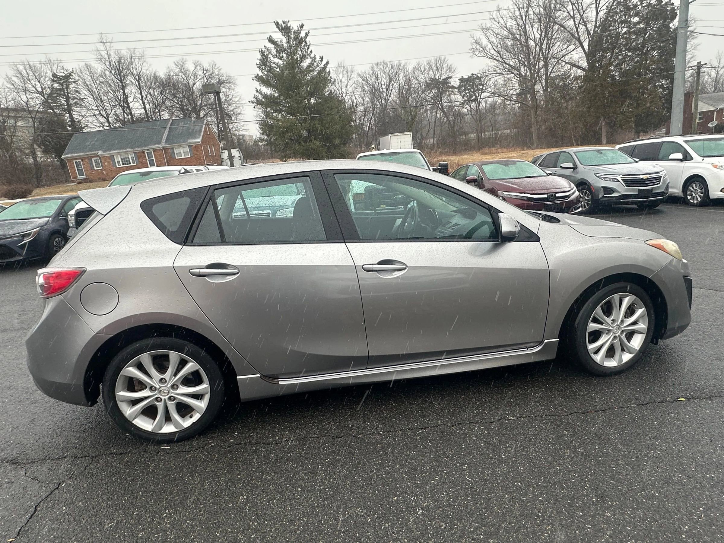 Used 2011 MAZDA MAZDA3 s Sport FWD image 8