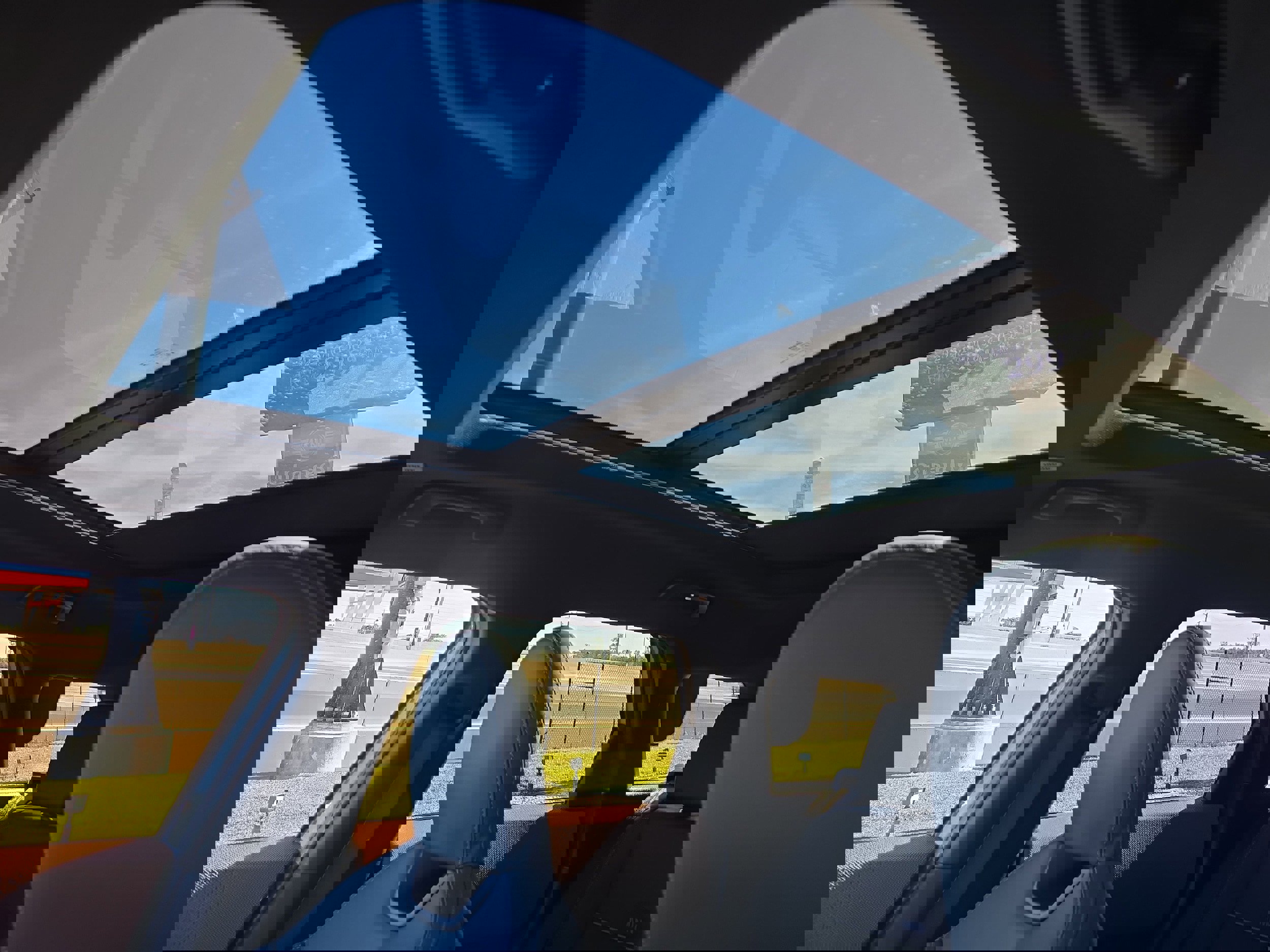 Certified 2025 MINI Cooper Countryman S w/ Comfort Package Max image 29